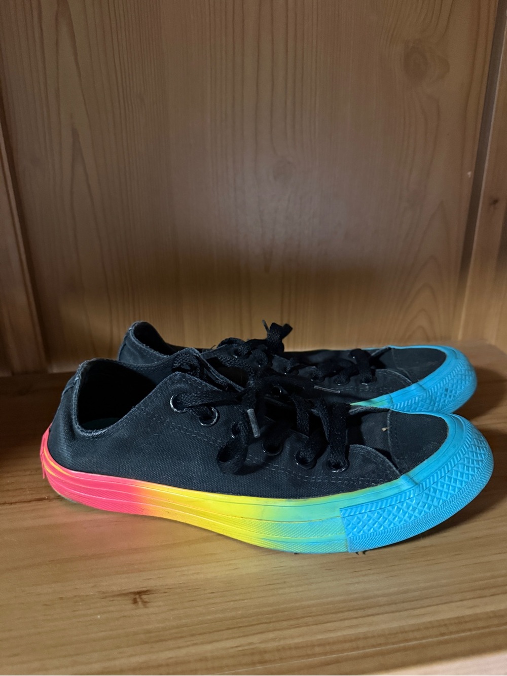 Converse Chuck Taylor All Star Rainbow Ombre Sole